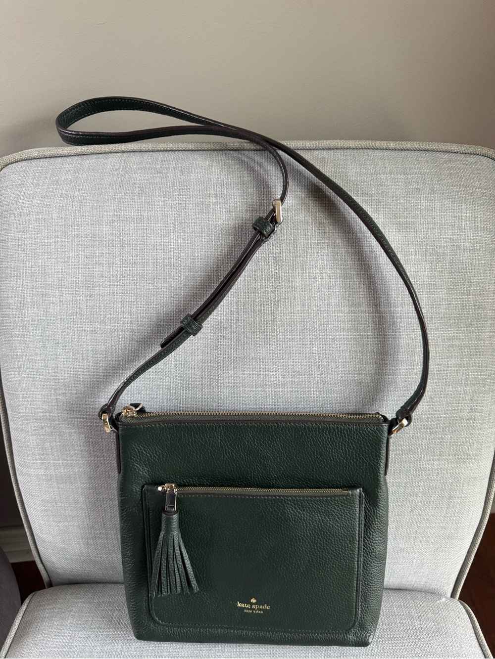 kate spade dark green pebbled leather crossbody with tassel